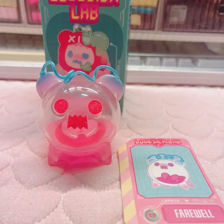 [BUNJANG] Shinwoo Lovesick Lab Farewell Figure / 신우 러브식 랩 lovesick lab farewell 피규어 판매