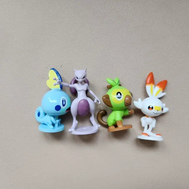 [BUNJANG] Pokemon Figure Set: Quaxly, Scorbunny, Fuecoco, Mewtwo / 포켓몬 피규어 세트 울머기 흥나숭 염버니 뮤츠