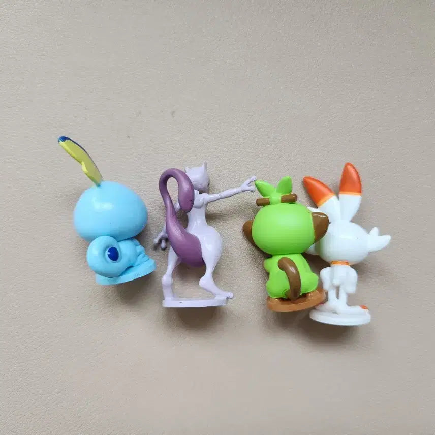 [BUNJANG] Pokemon Figure Set: Quaxly, Scorbunny, Fuecoco, Mewtwo / 포켓몬 피규어 세트 울머기 흥나숭 염버니 뮤츠