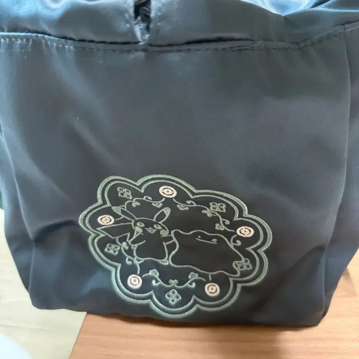 [BUNJANG] Pokemon Pikachu Embroidered Eco Bag / 포켓몬스터 피카츄 자수 에코백