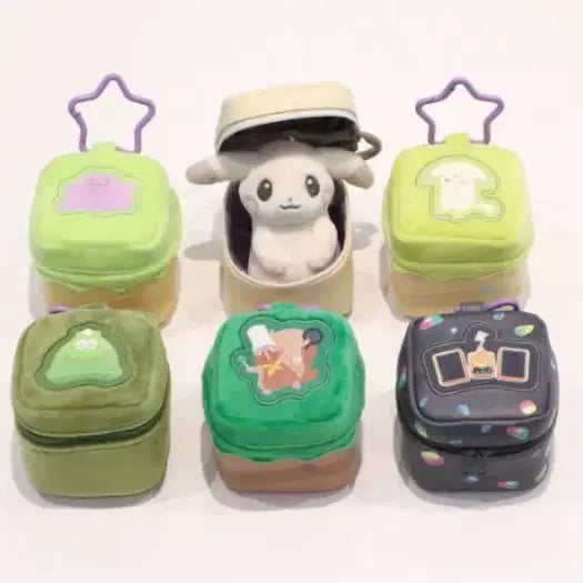 [BUNJANG] Pokepia Square Pouch Keyring (Various Characters) / [일포센 신상] 포코피아 스퀘어 파우치 키링 "창백카츄 &amp; 이끼만보 &amp; 망나뇽 &amp; 라프라스 &amp; 메타몽"