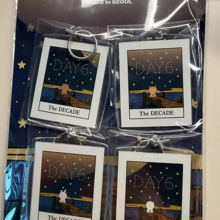 [BUNJANG] Day6 The Decade Finale Fan Gift Keychain / 데이식스 The decade 피날레 팬기프트 키링