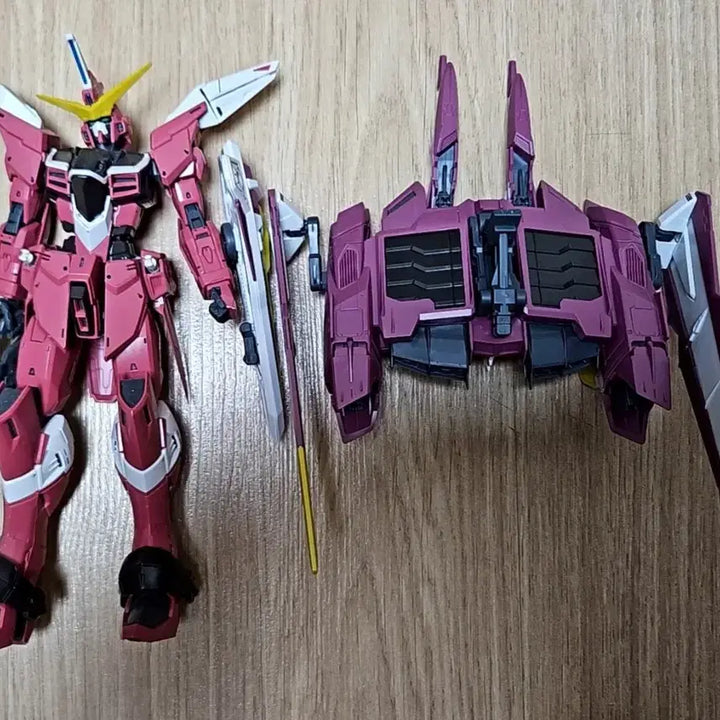 [BUNJANG] Bandai Gundam Master Grade Justice + Providence Plastic Model Kits (Assembled) / 반다이 건담 프라모델 MG 저스티스 + 프로비던스 가조립 판매