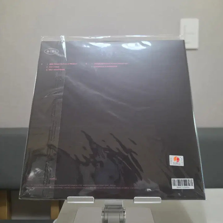 [BUNJANG] LOWLIFE PRINCESS [Adultery] 10inch Transparent Red Color LP (Sealed) / (미개봉) 비비 IP - LOWLIFE PRINCESS [불륜] (10inch transparent red color)