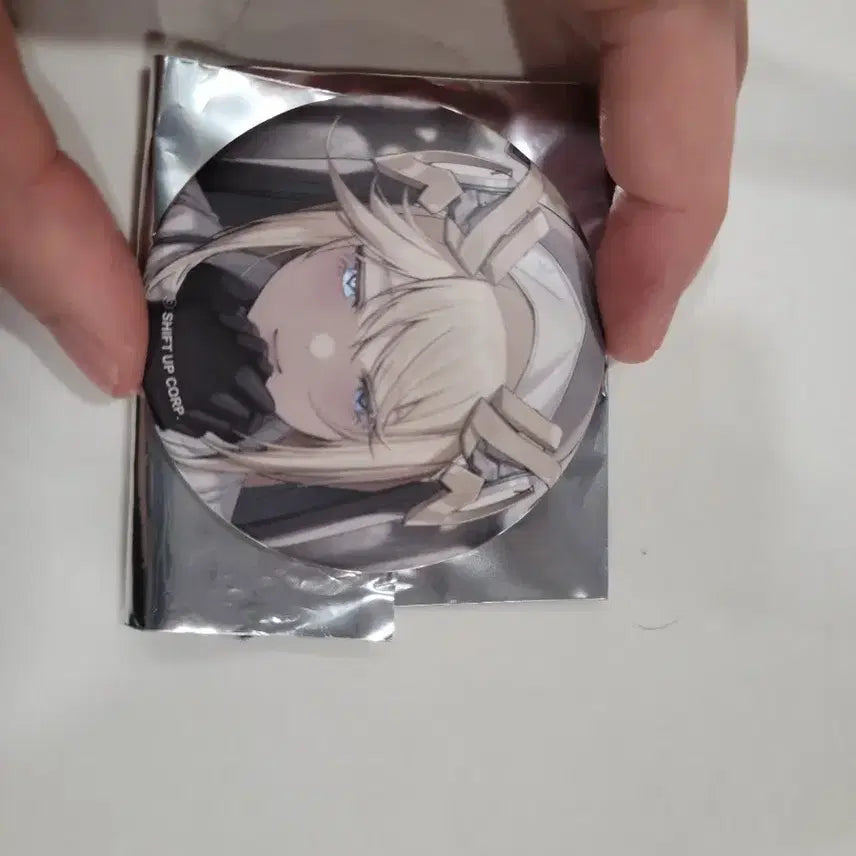 [BUNJANG] NİKE Rapunzel Burst Can Badge / 니케 라푼젤 버스트 캔뱃지