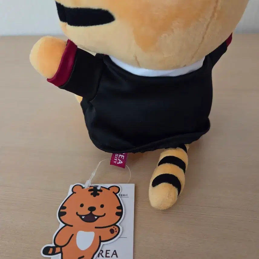 [BUNJANG] Korea University Hoi the Tiger Mascot Doll with Graduation Cap / 고려대학교 호랑이인형 학사모인형 호이