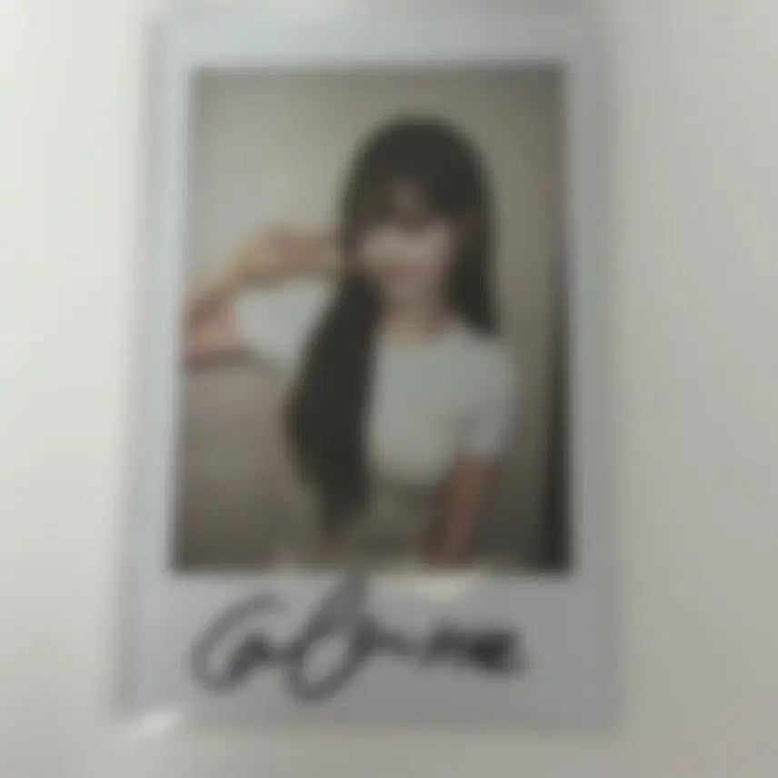 [BUNJANG] TripleS Yooyeon Signed Polaroids Photocard Holder / 트리플에스 윤서연 싸인 폴라 싸폴 판매