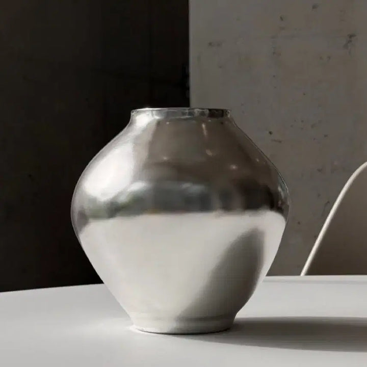 [BUNJANG] Lee Hye-mi Artist Silver Plated Moon Jar / 이혜미 작가 달항아리 - 실버