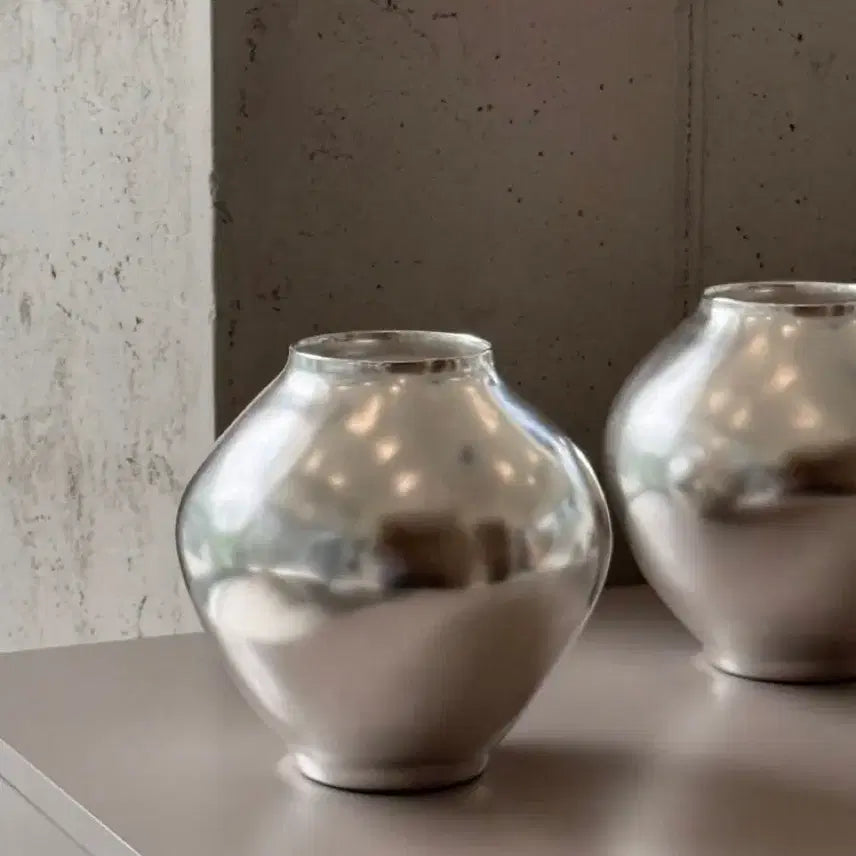 [BUNJANG] Lee Hye-mi Artist Silver Plated Moon Jar / 이혜미 작가 달항아리 - 실버