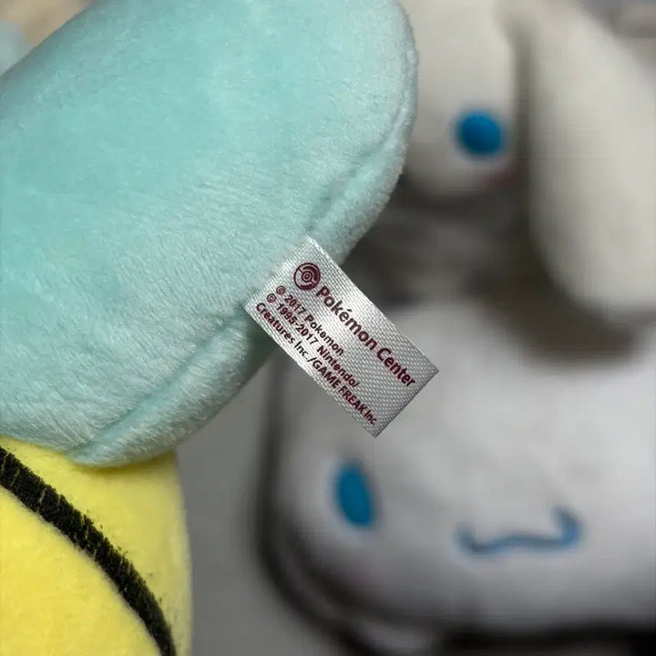 [BUNJANG] Pokemon Center Original Transforming Ditto Squirtle Plush (35cm) / [정품] 2017 포켓몬스터 변신 메타몽 꼬부기 인형