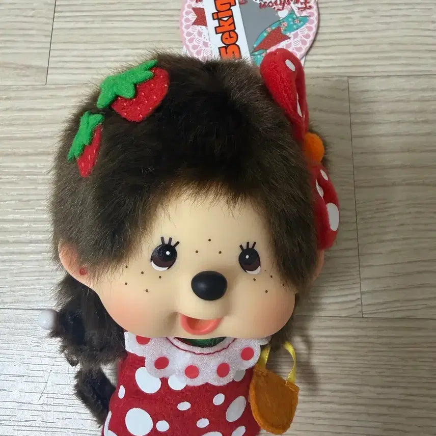 [BUNJANG] Hong Kong Giant Strawberry Monchhichi / 홍콩 왕대두 딸기 몬치치