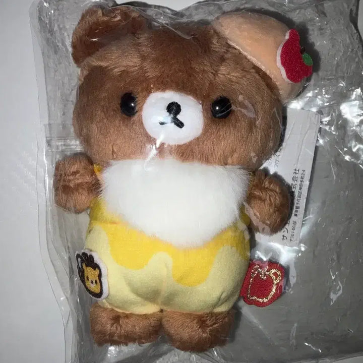 [BUNJANG] San-X Chairoikoguma Honeybee Expedition Mascot Keychain (Sealed) / 산엑스 챠이로이 코구마 꿀벌 탐험대 마스코트 키링 미개봉 사과 리락쿠마 코리락쿠마