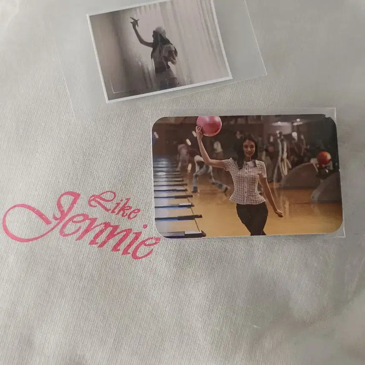 [BUNJANG] Blackpink Jennie Ruby 1st Anniversary Pop-up Lucky Draw Cream Hoodie Bundle Set / 일괄) 블랙핑크 제니 루비 1주년 팝업 Like Jennie Cream Hoodie
