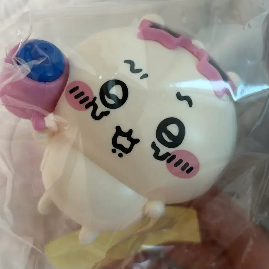 [BUNJANG] Chiikawa Summer Water Gun Keychain Figure (Sealed) / (미개봉) 먼작귀 치이카와 여름 물총 키링 피규어 양도 판매