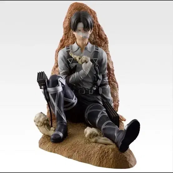 [BUNJANG] Attack on Titan Levi C Prize Figure / 진격의거인 리바이 C상 팝니다