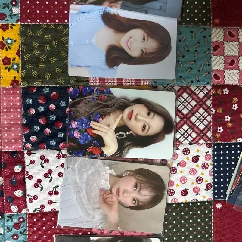 [BUNJANG] Lee Chaeyeon Solo Photocard Bundle Set / 이채연 포카 일괄