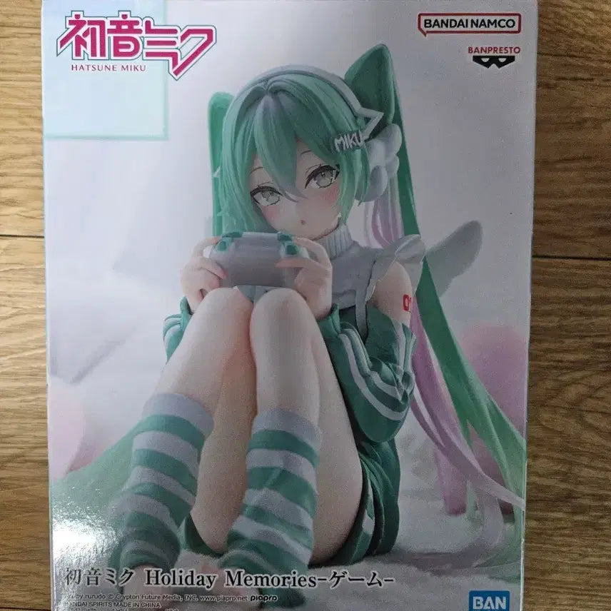 [BUNJANG] Hatsune Miku Holiday Memories Game Figure / 하츠네 미쿠 홀리데이 메모리즈 게임 피규어