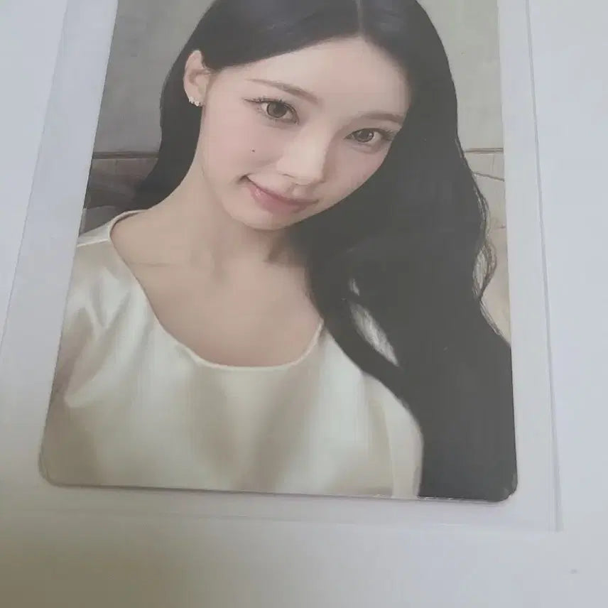 [BUNJANG] RE:CINE Lip Balm Wonyoung Photocard / 리센느 립밤 원이 qr 포카