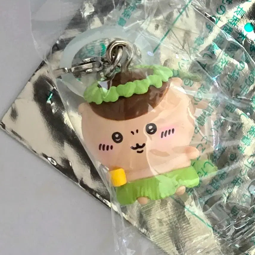 [BUNJANG] Chiikawa Mermaid Island Movie Goods Kurimanju Mezushi Keychain (Sealed) / [미개봉]치이카와 인어섬 영화 굿즈 쿠리만쥬 메지루시 키링