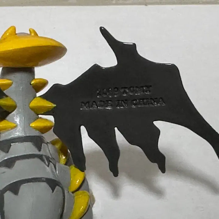 [BUNJANG] Takara Tomy Giratina Origin Forme Pokemon Moncolle Figure (2009) / (고전) 기라티나 어나더폼 포켓몬스터 몬코레 피규어 타카라토미 2009년