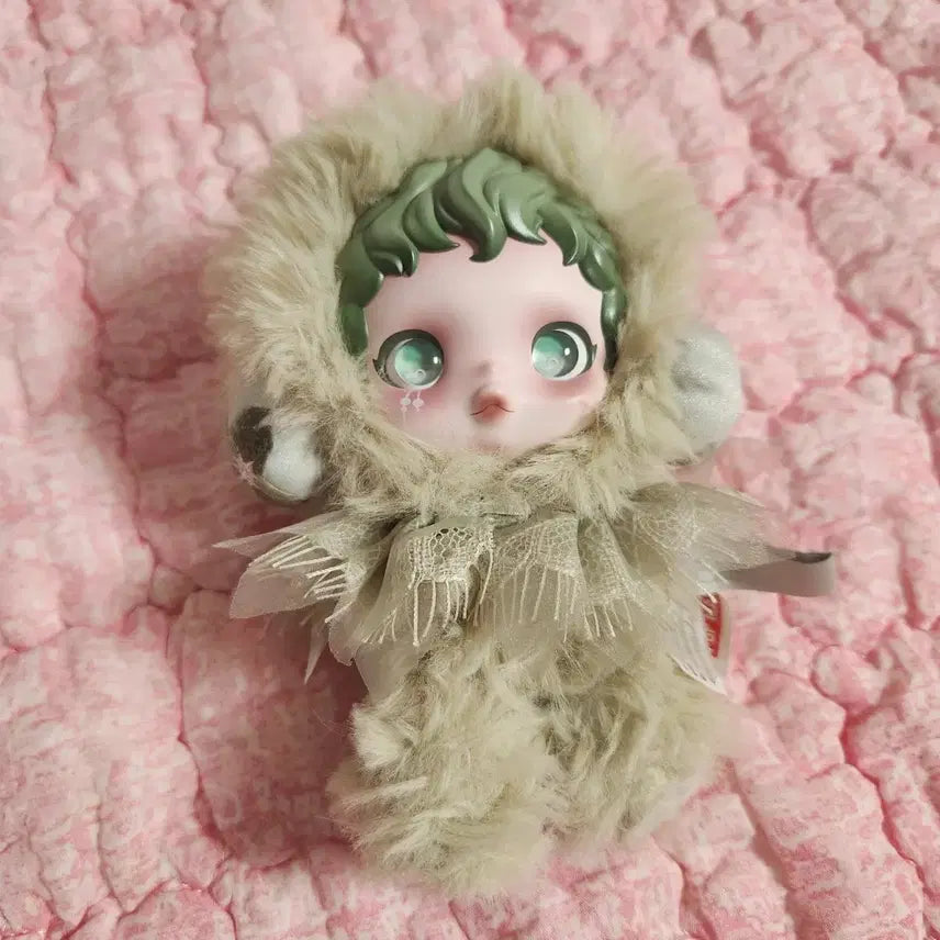 [BUNJANG] Pop Mart Skullpanda Garden of Light Doll Keyring / 팝마트정품 스컬판다 빛의정원 인형키링 팝니다!