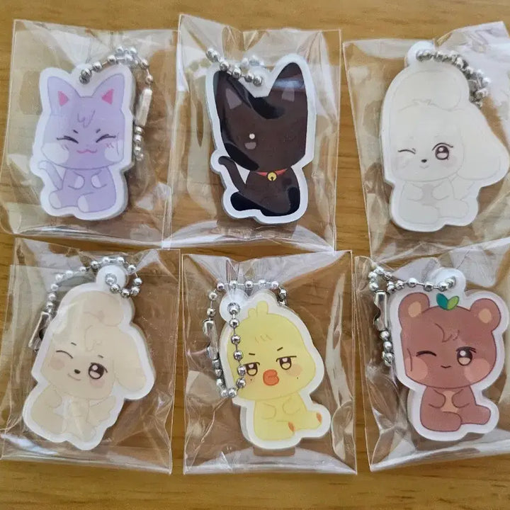[BUNJANG] ATEEZ Aniteez Wooyoung Magnet Acrylic Keyring / 에이티즈 애니티즈 사운드웨이브 우요냥 자석 아크릴 키링
