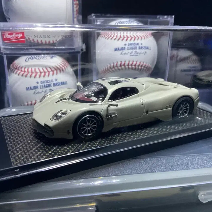 [BUNJANG] BBR 1/43 Scale Pagani Utopia Resin Model Car / 1/43 BBR 파가니 유토피아 레진 모형 자동차 다이캐스트