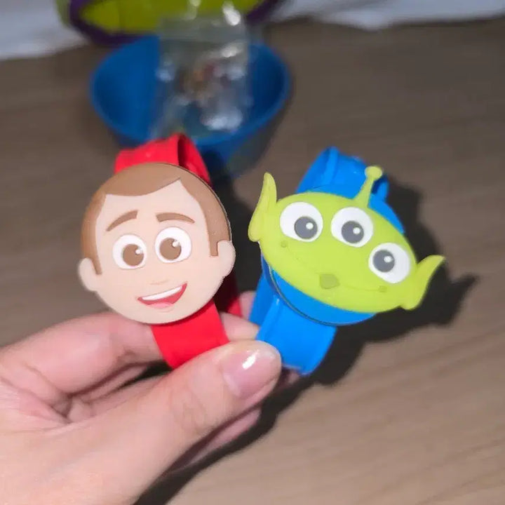 [BUNJANG] Disney Pixar Toy Story Alien &amp; Woody Wristbands (Bundle Set) - Limited Edition / (희귀) 토이스토리 알린 우디 손목밴드 2개 일괄