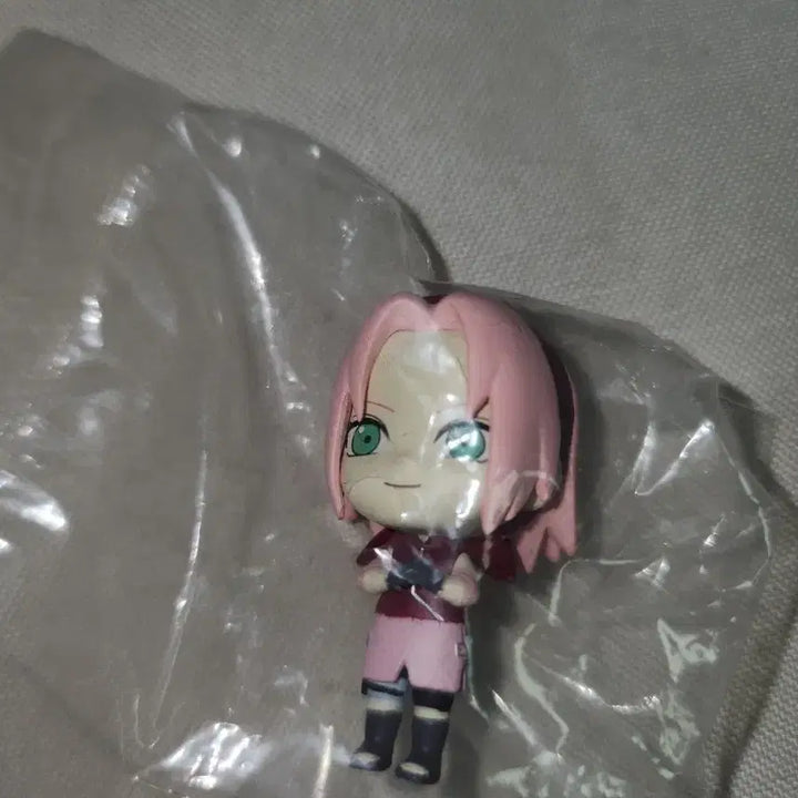 [BUNJANG] Naruto Sakura Chibi Figure / 나루토 사쿠라 frungia 가챠 치비 피규어