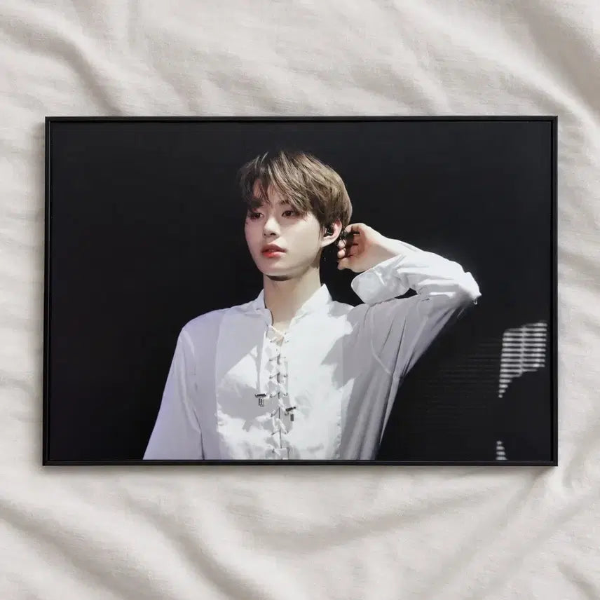 [BUNJANG] NCT Jungwoo Acrylic Frame / 엔시티 nct 정우 아크릴액자