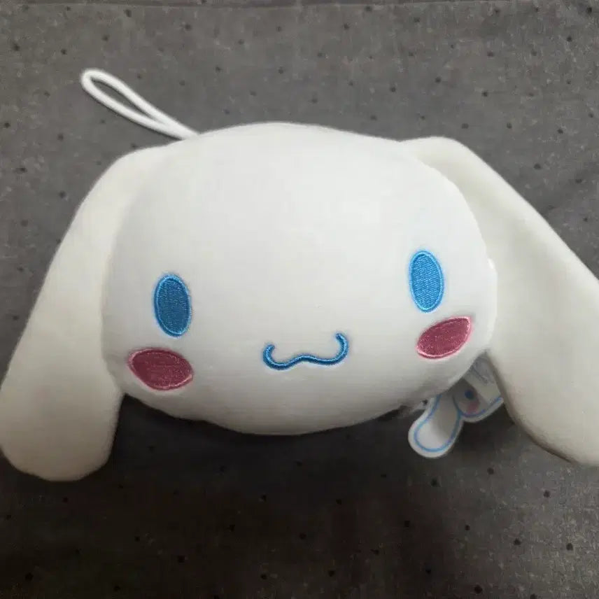 [BUNJANG] Cinnamoroll Eye Mask Cushion New / 시나모롤 안대 쿠션 새상품