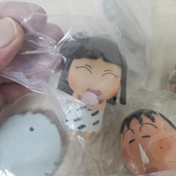 [BUNJANG] Crayon Shin-chan Primitive Era Figures Set (Includes Hidden) / 짱구  원시시대 피규어 6종-히든 포함