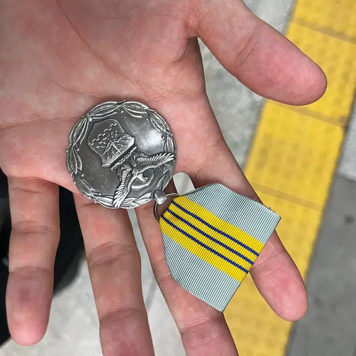 [BUNJANG] US Air Force Meritorious Civilian Service Medal (Rare) / 미 공군 문민 공로 메달(희귀메달) (Meritorious Civilian Service)