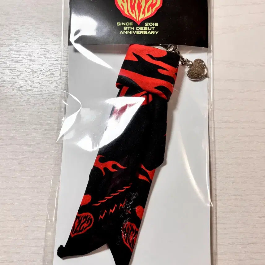 [BUNJANG] NCT 127 Bandana Keychain / 엔시티127 반다나 키링 판매 / 쟈니 태용 유타 도영 재현 정우 해찬 포카 굿즈 인형