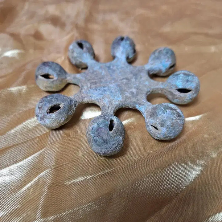 [BUNJANG] Rare Goryeo Dynasty Excavated Palgwe Bell / 고려시대 출토 팔궤 방울 희귀