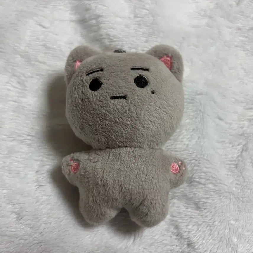 [BUNJANG] Ha Hyun Sang "Hyunnyangyi" Plush Doll / 하현상 인형 현냥이 양도