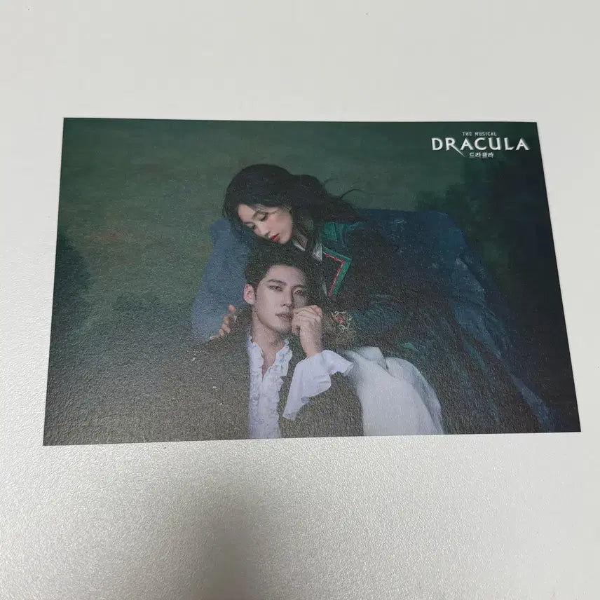 [BUNJANG] Dracula Musical Couple Cut Postcard Set - Go Eun-seong &amp; Park Ji-yeon / 2026 드라큘라 커플컷 엽서 고은성 박지연