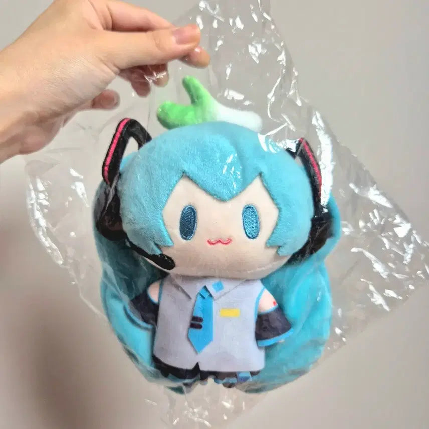 [BUNJANG] Hatsune Miku Headphone Miku Mini Figure Keychain 15cm / (8/6까지특가)하츠네미쿠_헤드폰 미쿠 미니 피규어 15cm 키링