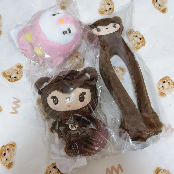 [BUNJANG] EXO Kai Ninibear Pinky Mini Keyring / Lightstick Cover Bundle Set (Sealed) / (미개봉) 엑소 인형 엠디 니니베어 미니 키링 응원봉커버 일괄