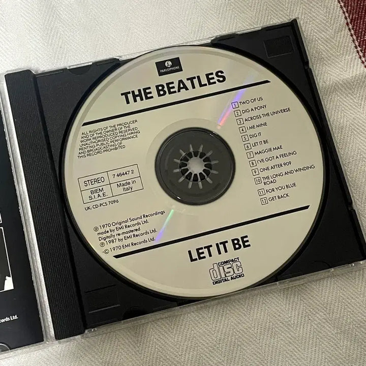 [BUNJANG] The Beatles Let It Be Album CD (Unsealed) / Beatles -Let It Be 앨범 CD (개봉품)
