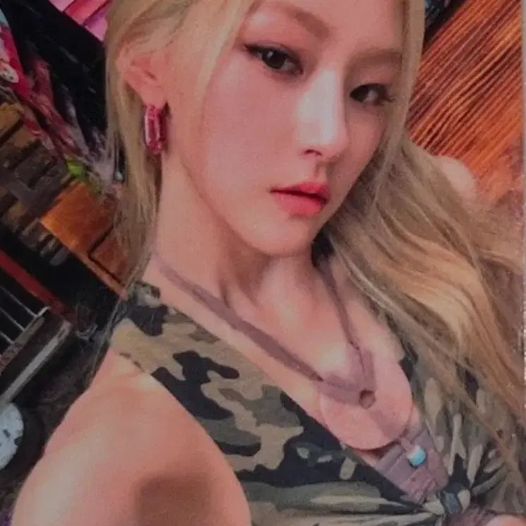 [BUNJANG] KIFF SWEAT 1st Gen Studio Photocard / 키오프 SWEAT 1주차 공방 포카하늘 공방 포토카드