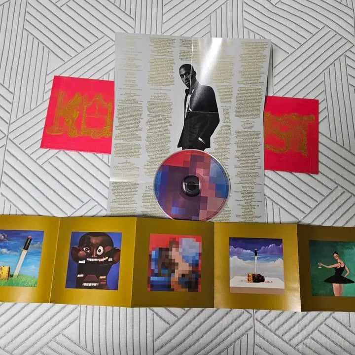 [BUNJANG] Kanye West 5th Album My Beautiful Dark Twisted Fantasy CD / 칸예 5집 mbdtf cd