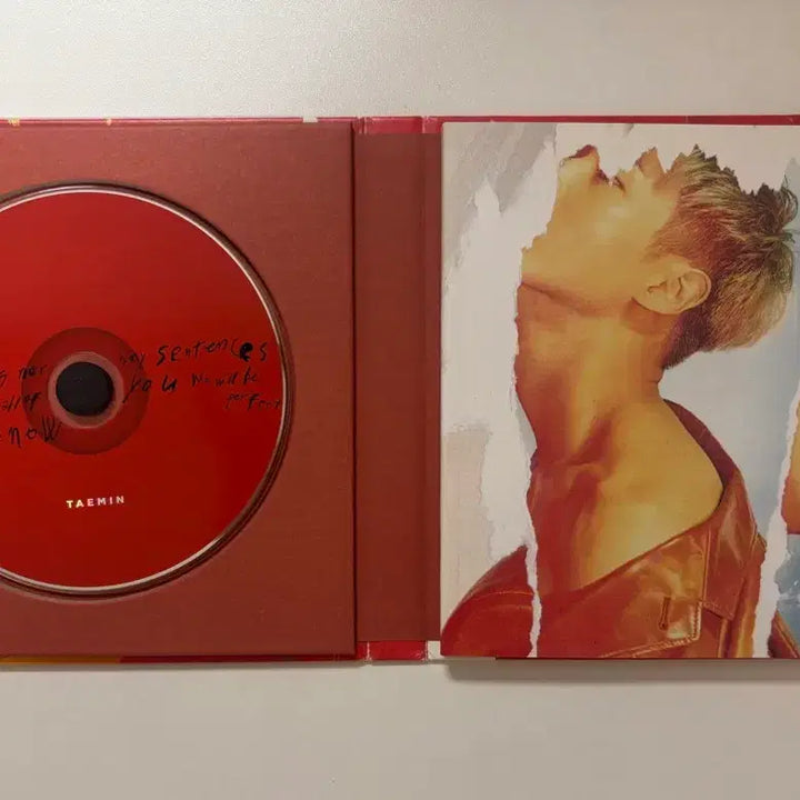 [BUNJANG] Taemin MOVE Album Set (Photocards Included) / 태민 무브 앨범 세트 (엽서,포카O)
