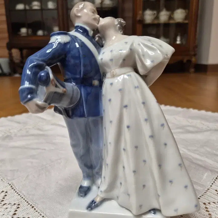 [BUNJANG] Royal Copenhagen "The Officer and the Princess&