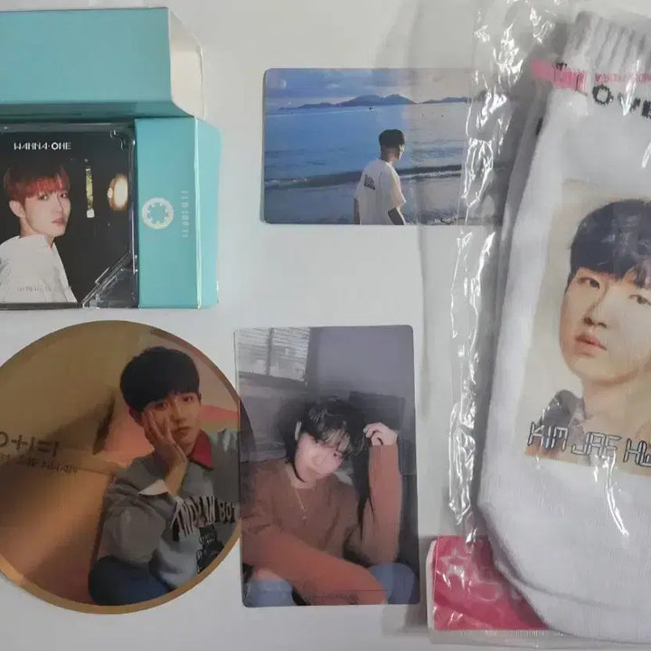 [BUNJANG] Wanna One Kim Jaehwan Summer Package Photobook &amp; Postcard Set + Photocard Set + The Star Magazine / 워너원 김재환 키노, 앨범+썸머패키지 화보 + 엽서, 포토카드 세트 +더스타매거진