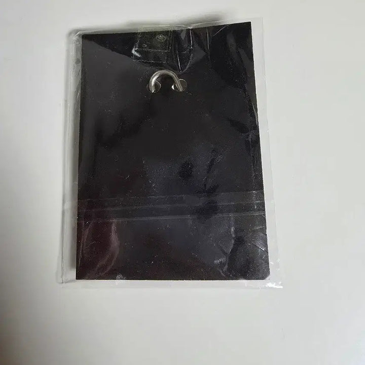 [BUNJANG] G-Dragon Peaceminusone Highball Keychain / 지드래곤 피스마이너스원 하이볼 키링