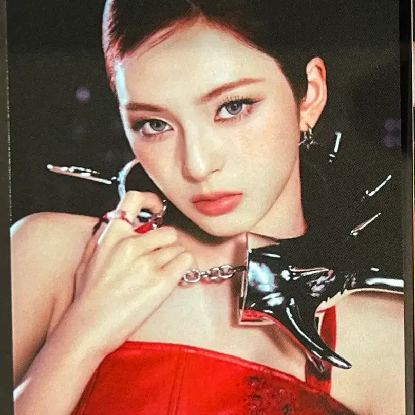 [BUNJANG] Kwon Eun Bi Chiqita Moon Photocard / 베몬 공방 포카 치키타 문 MOON wts pcs