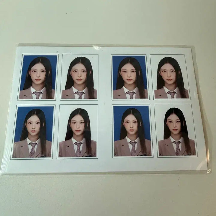 [BUNJANG] NewJeans Haerin ID Photo Set / 희수고 뉴진스 강해린 증명사진 8장