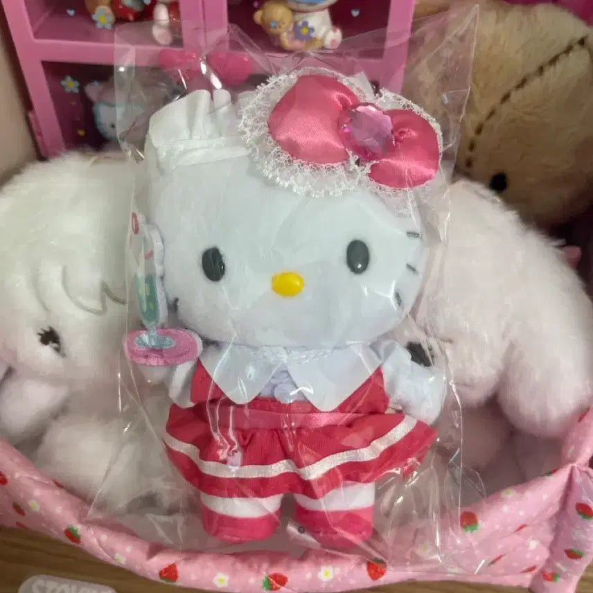 [BUNJANG] Maid Kitty Plush Keychain / 메이드 키티 인형키링
