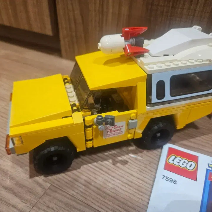 [BUNJANG] Lego 7598 Toy Story Pizza Planet Truck / 레고 7598 토이스토리 피자플래닛 트럭 팝니다